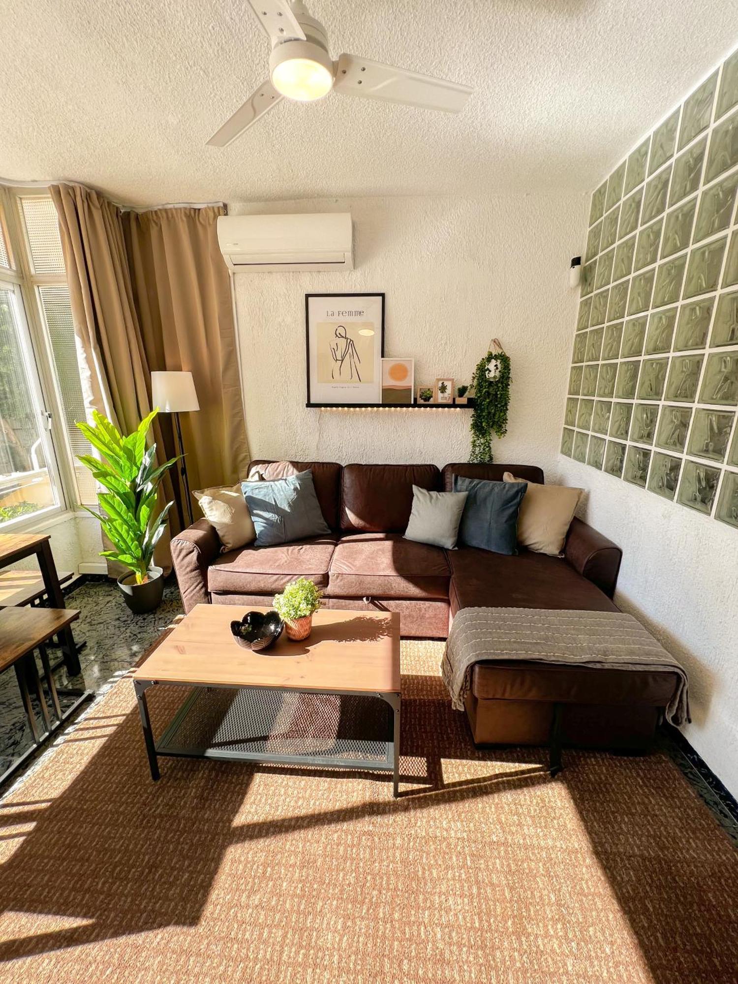 Cozy And Bright Flat With Pool Leilighet Torremolinos Eksteriør bilde